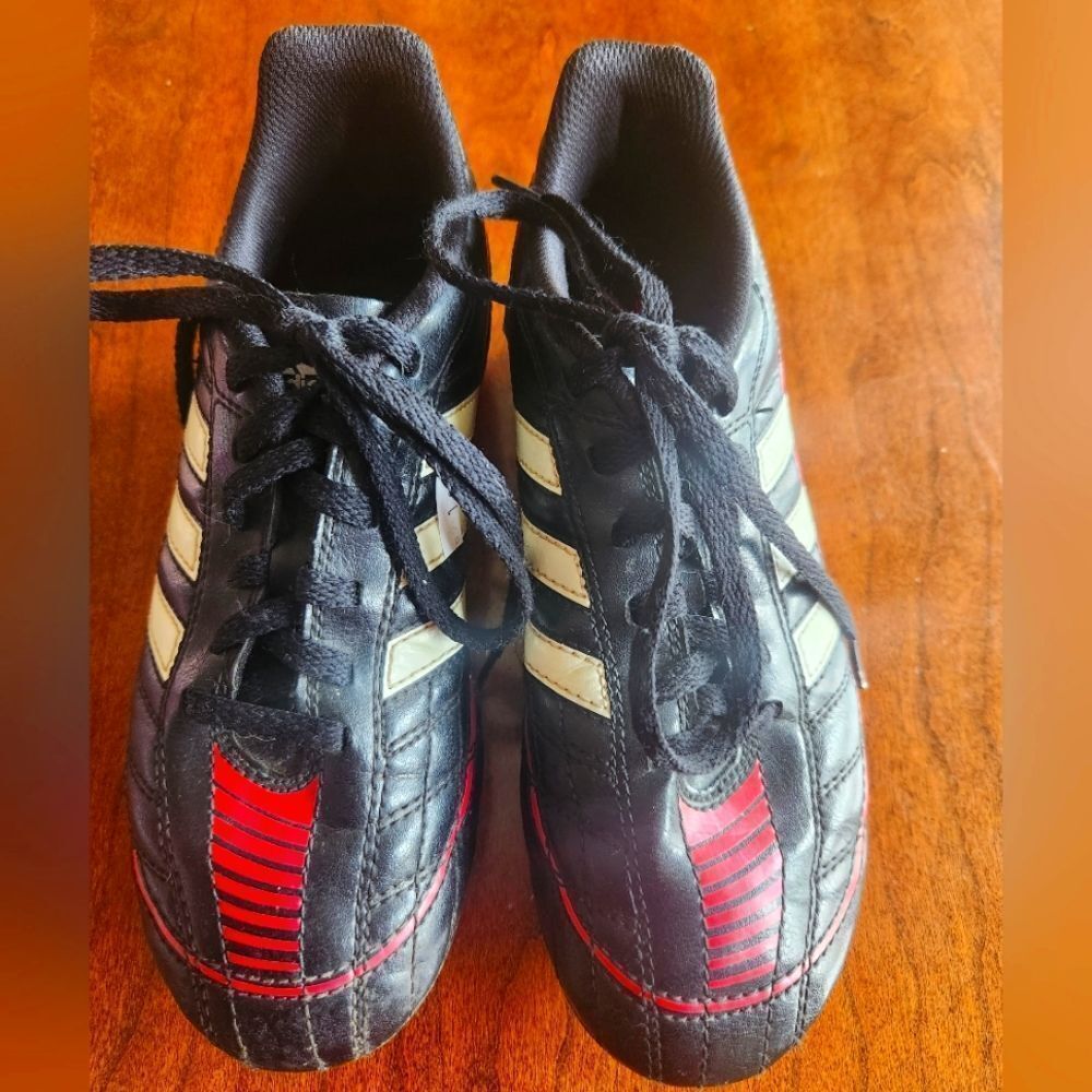 Adidas Sport Cleats-Soccer Size 3